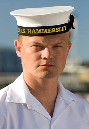 nikolainikolaeff_310x450.jpg